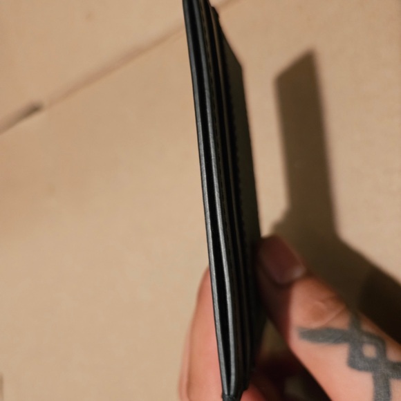 GG Supreme Card Case / Gucci Card Holder / Gucci Card Wallet - Picture 6 of 7